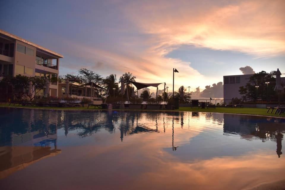Karon Butterfly Kata Hill Condo By The Sea Ban Karon Exterior foto